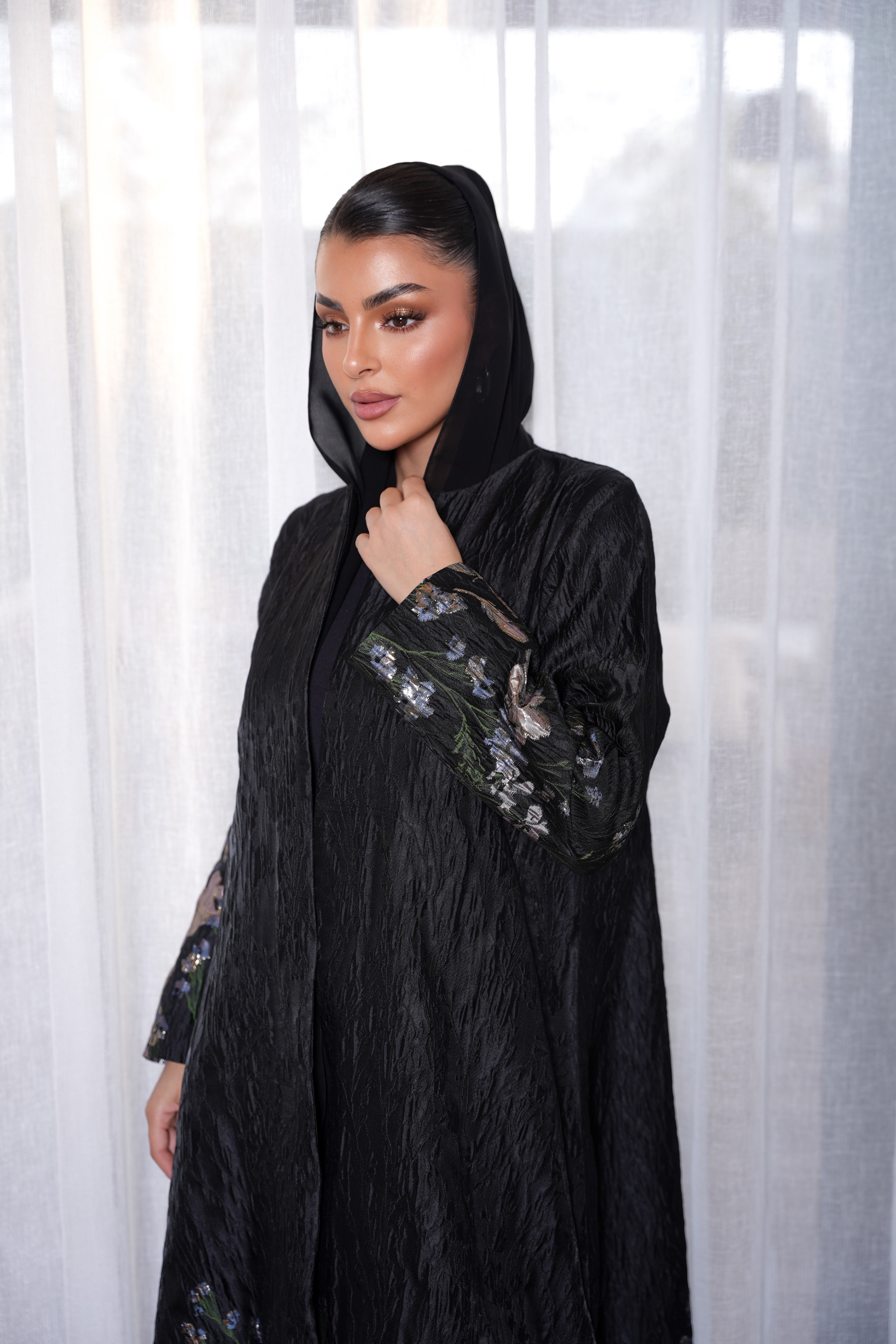 Night Garden Abaya